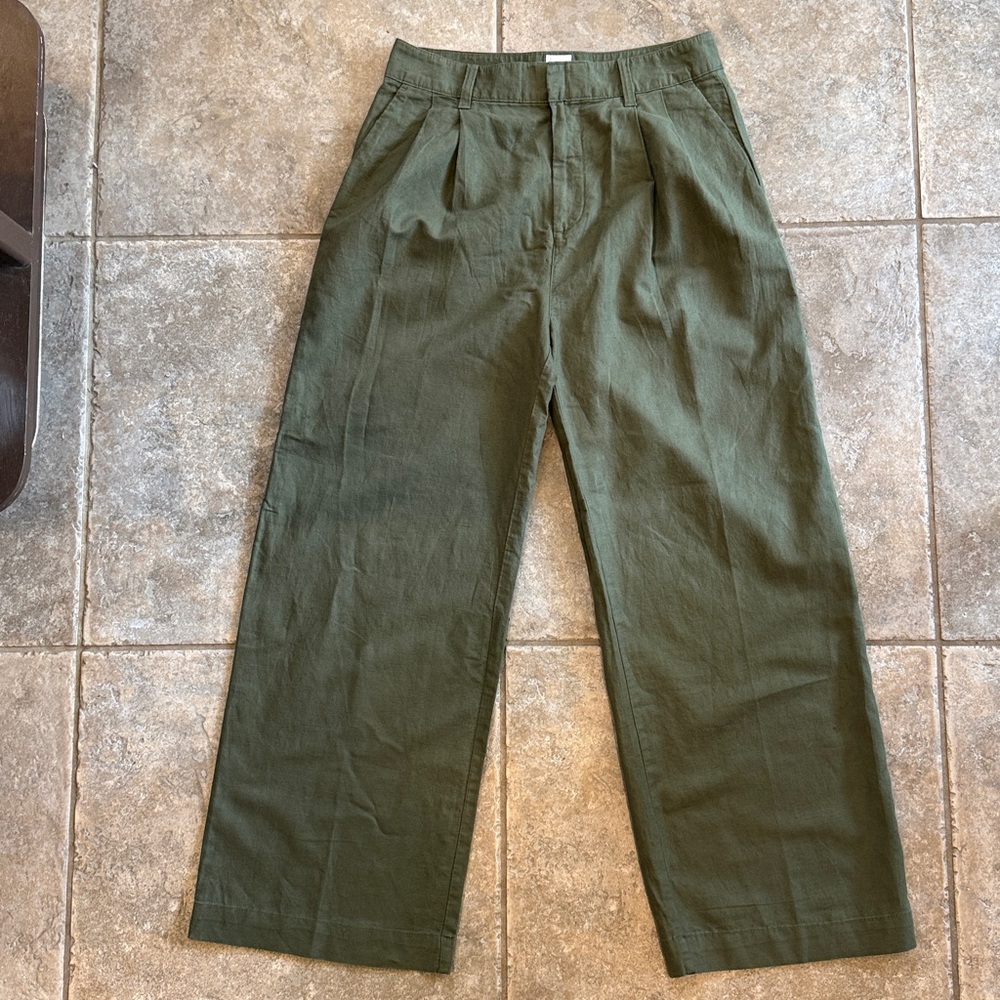 GAP Olive Wide-Leg linen Pleated pants